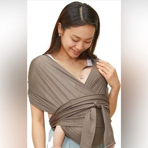 New, never used Konny baby mesh baby carrier
